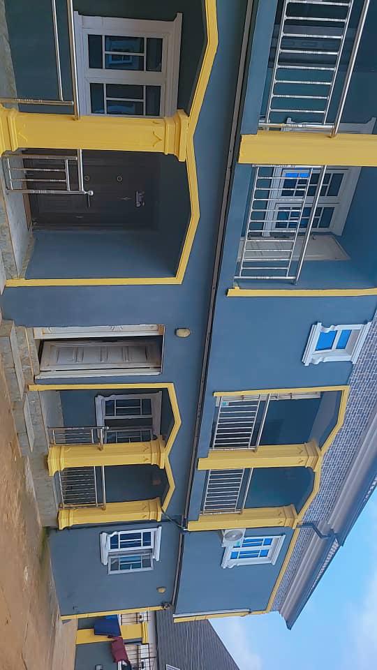 7 flats located in benin Upper ugbor 1
